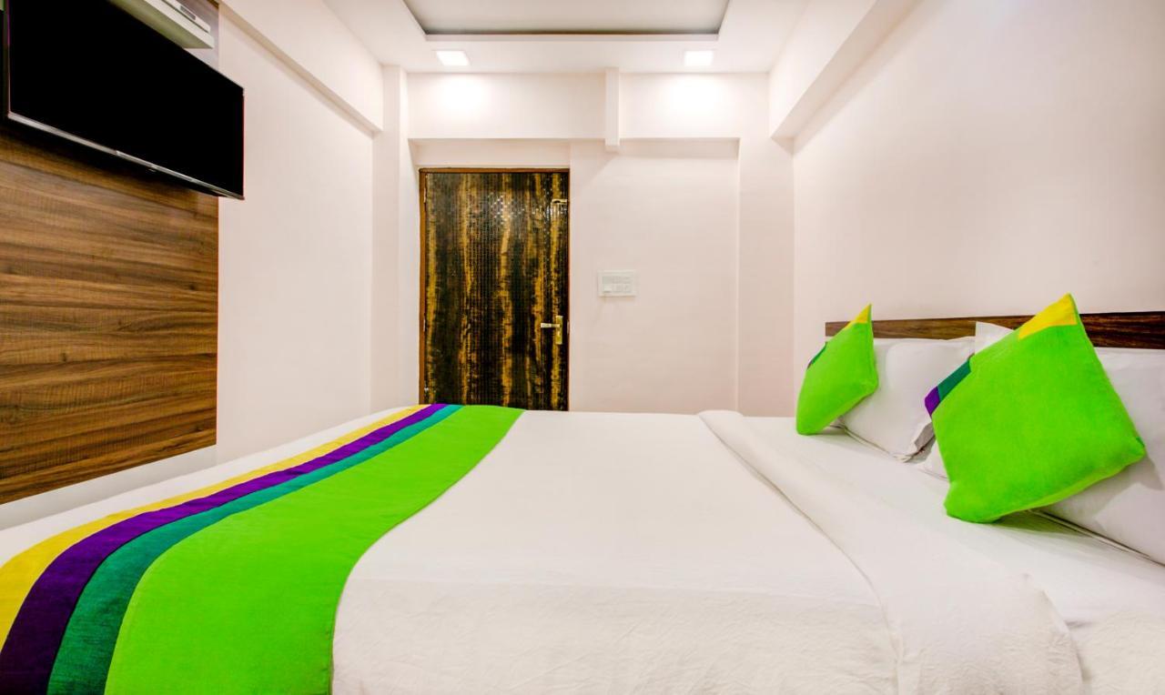 נאווי מומבאי Treebo Kings Inn Vashi מראה חיצוני תמונה