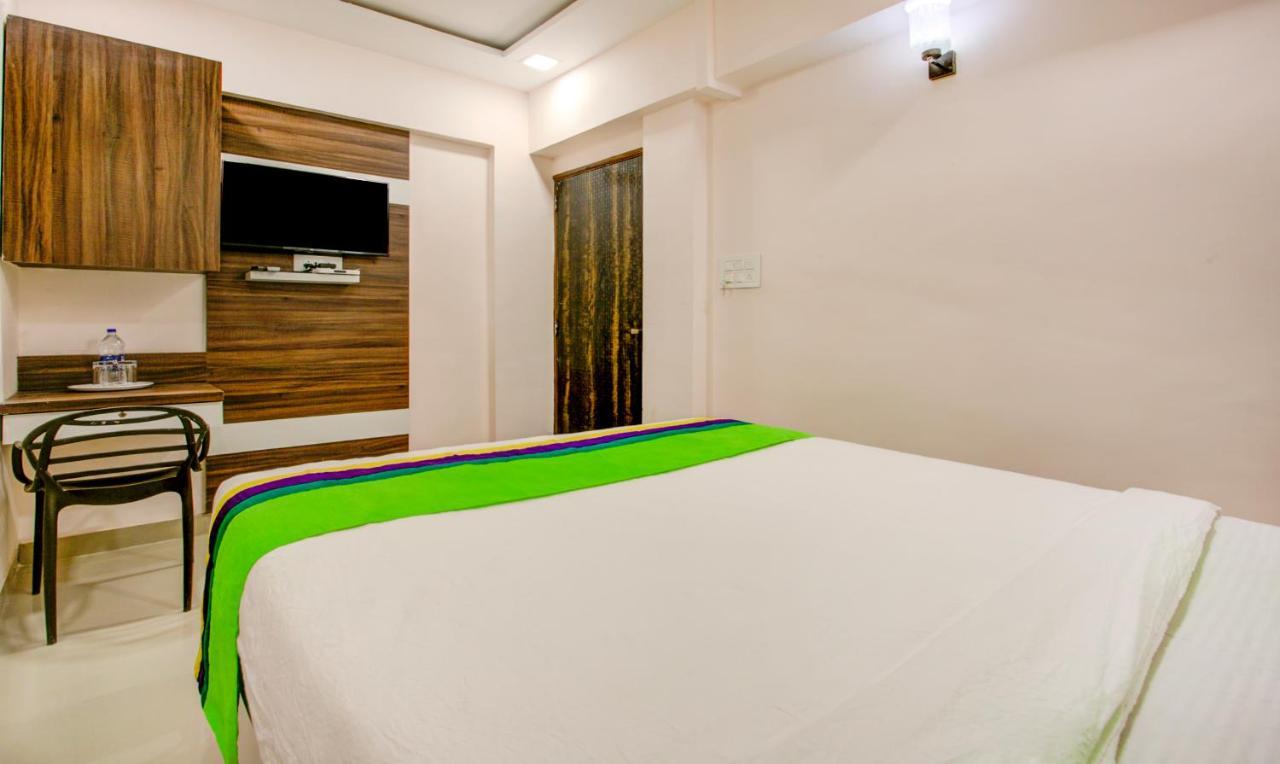 נאווי מומבאי Treebo Kings Inn Vashi מראה חיצוני תמונה